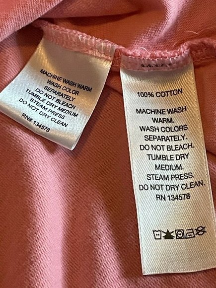 Vineyard Vines T Shirt Womens Size Small Short Sleeve Pink Whale Logo Pocket - Picture 8 of 8